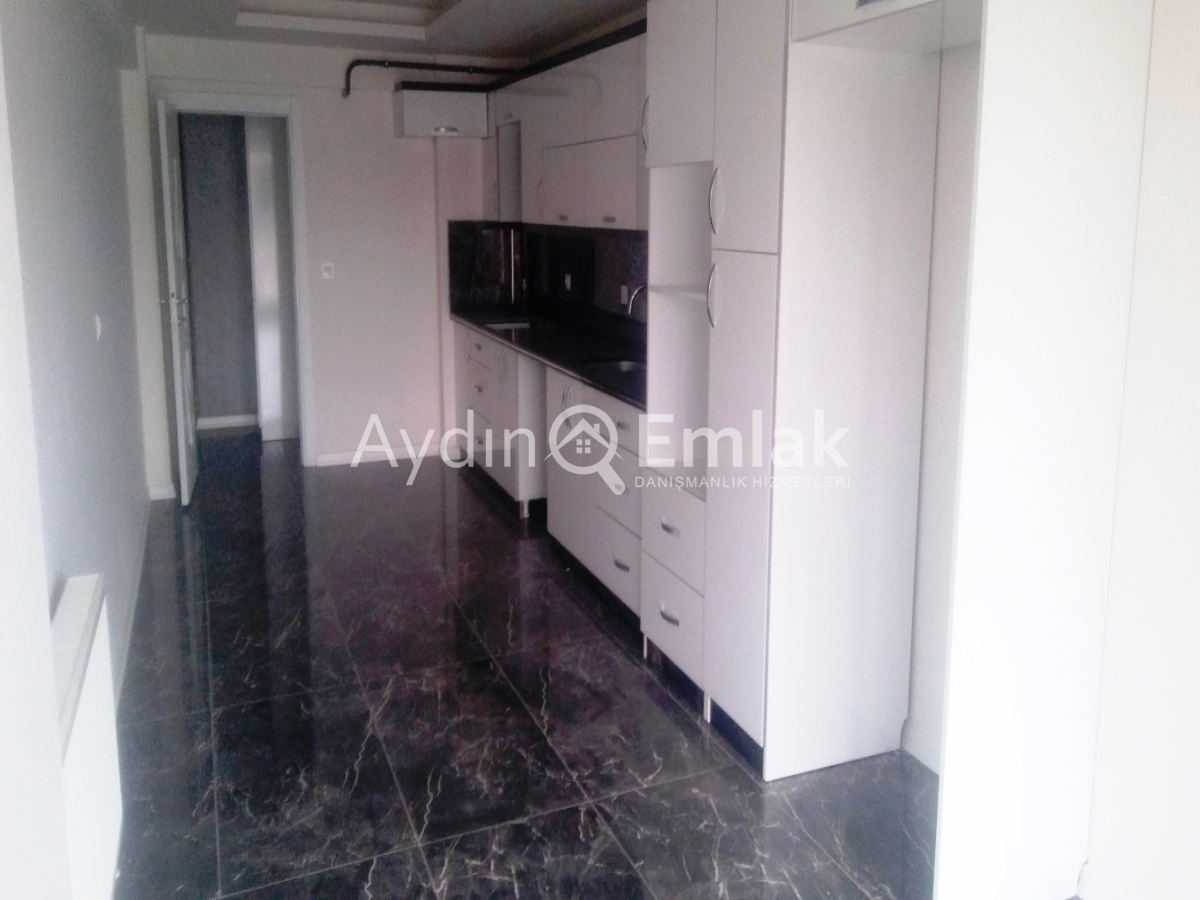 AYDIN EMLAK'TAN ADLİYE'NİN HEMEN KARŞISINDA SATILIK 3+1 DAİRE - 8