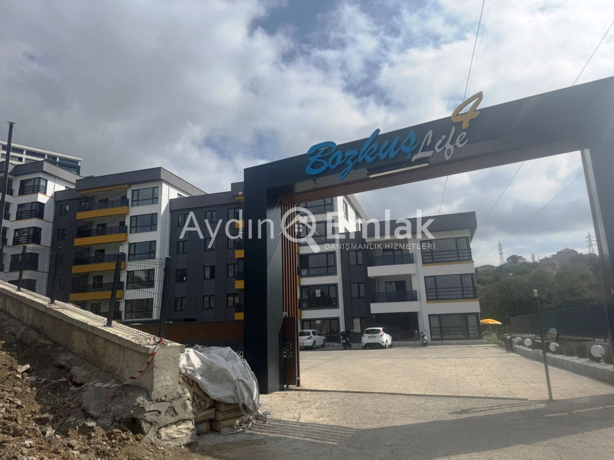 AYDIN EMLAK'TAN BOZKUŞ LİFE 4 SİTESİNDE TERASLI SIFIR 3+1 DAİRE