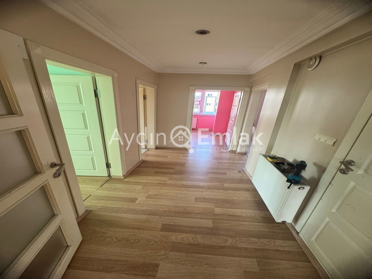 AYDIN EMLAK'TAN İZMİRLİOĞLU KARŞISINDA KİRALIK 3+1 DAİRE - 3