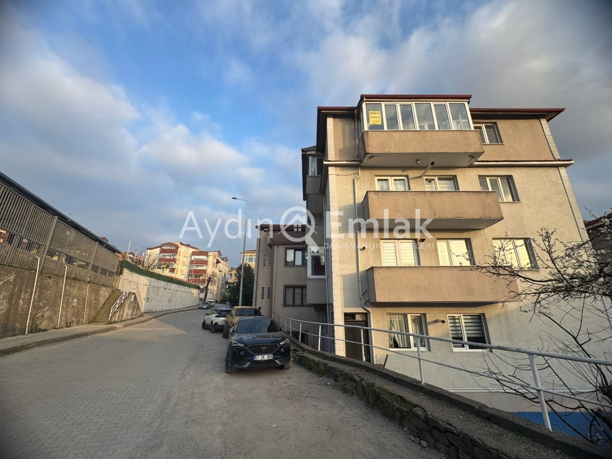 AYDIN EMLAK'TAN İZMİRLİOĞLU KARŞISINDA KİRALIK 3+1 DAİRE