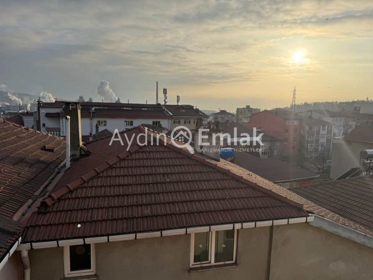 AYDIN EMLAK'TAN İZMİRLİOĞLU KARŞISINDA KİRALIK 3+1 DAİRE - 18